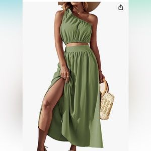 Amazon Two-piece Maxi Summer Set